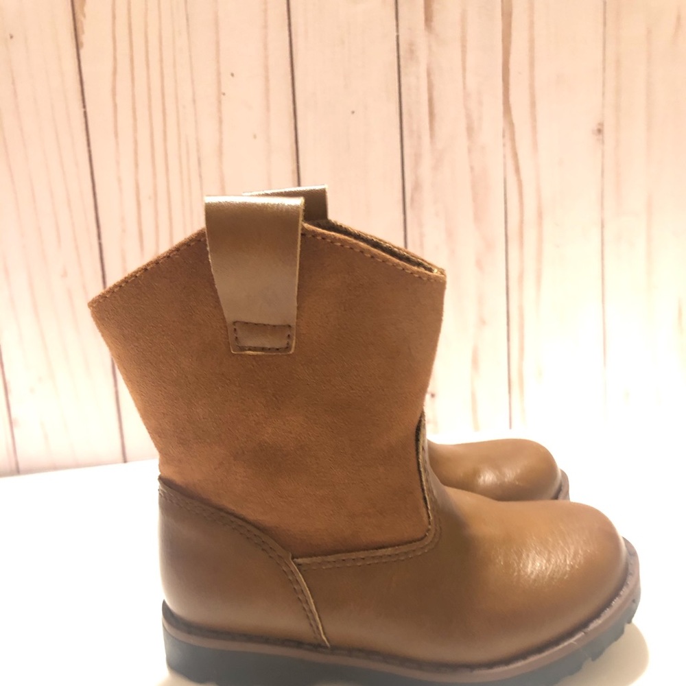 Boys Brown Boots. Leather. Suede. Size 7
